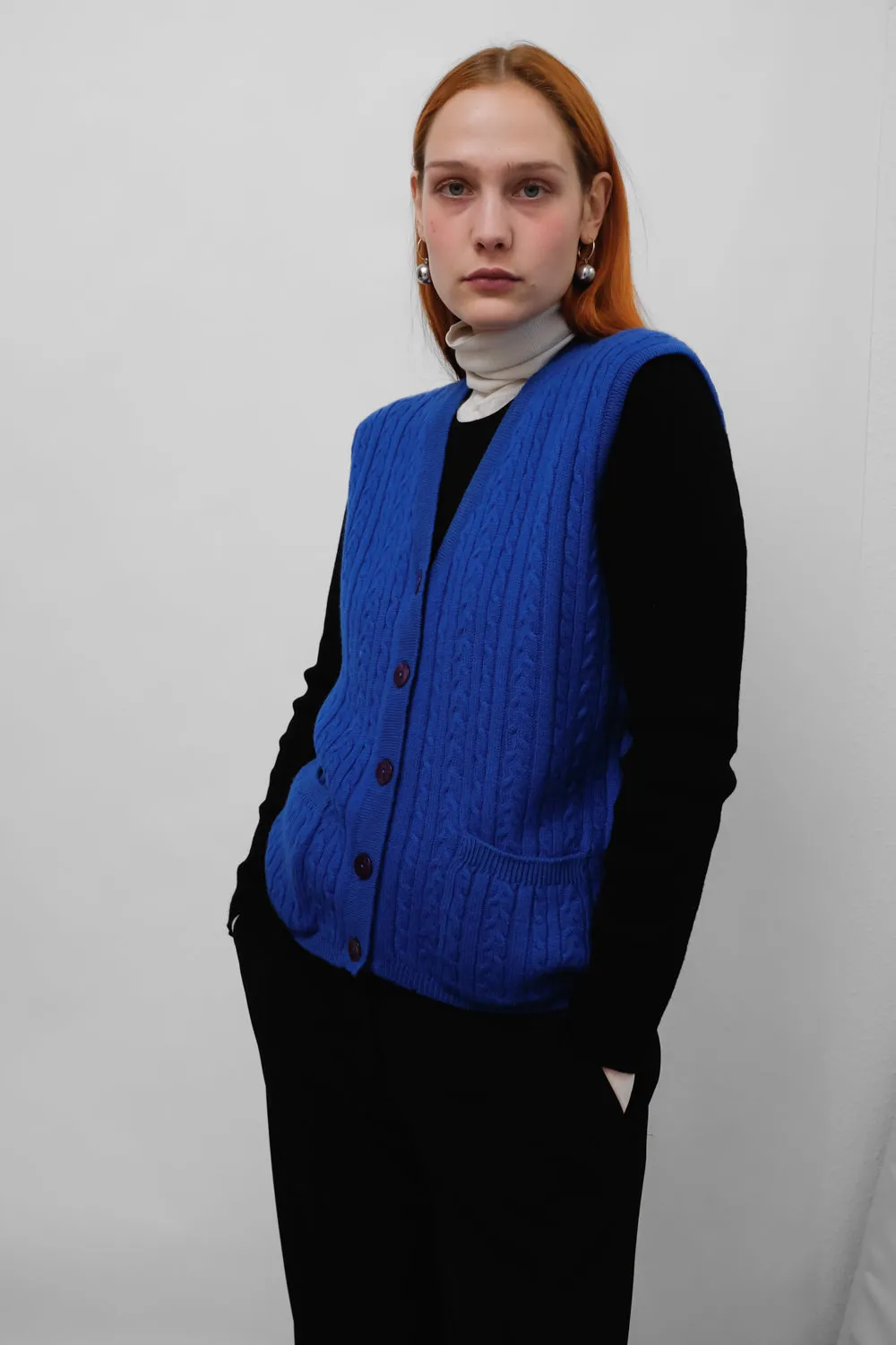 CABLE KNIT BLUE WOOL VINTAGE VEST