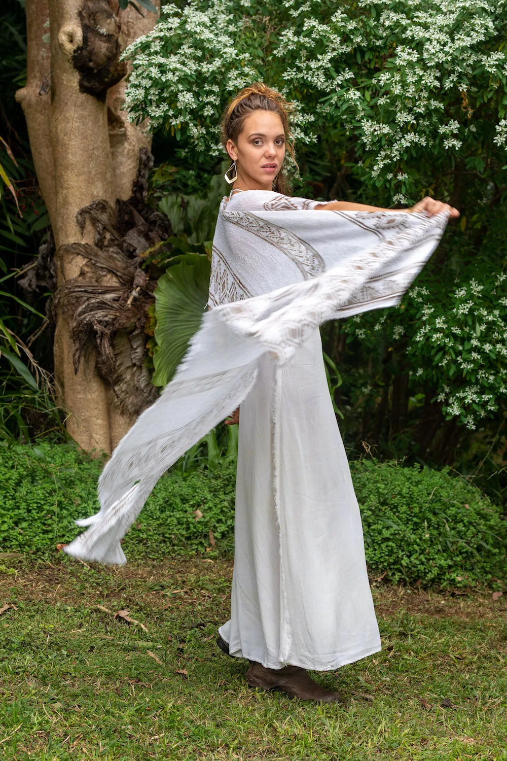 CAMILLA KAFTAN / KIMONO IN WHITE