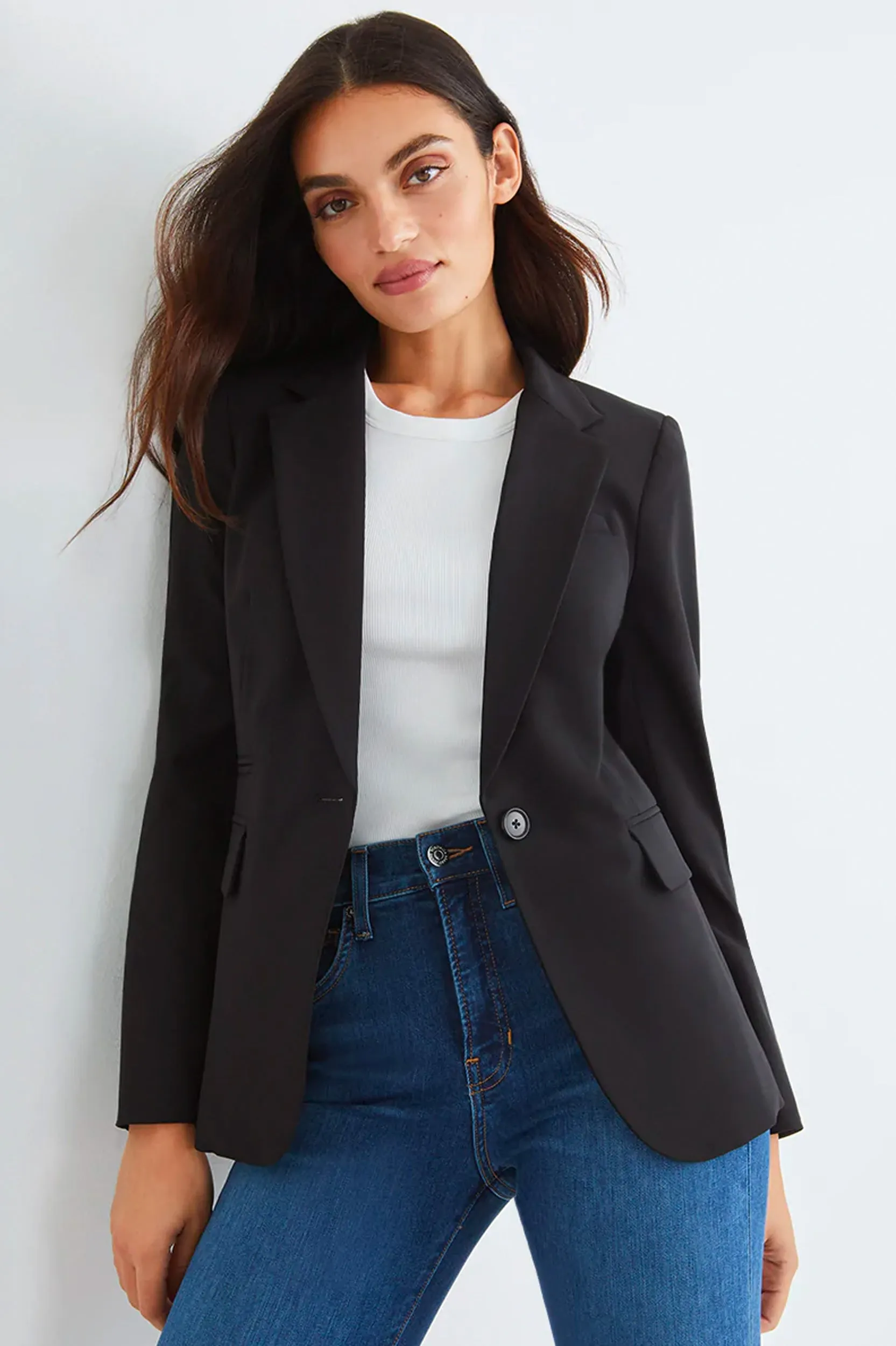 Classic Blazer in Black