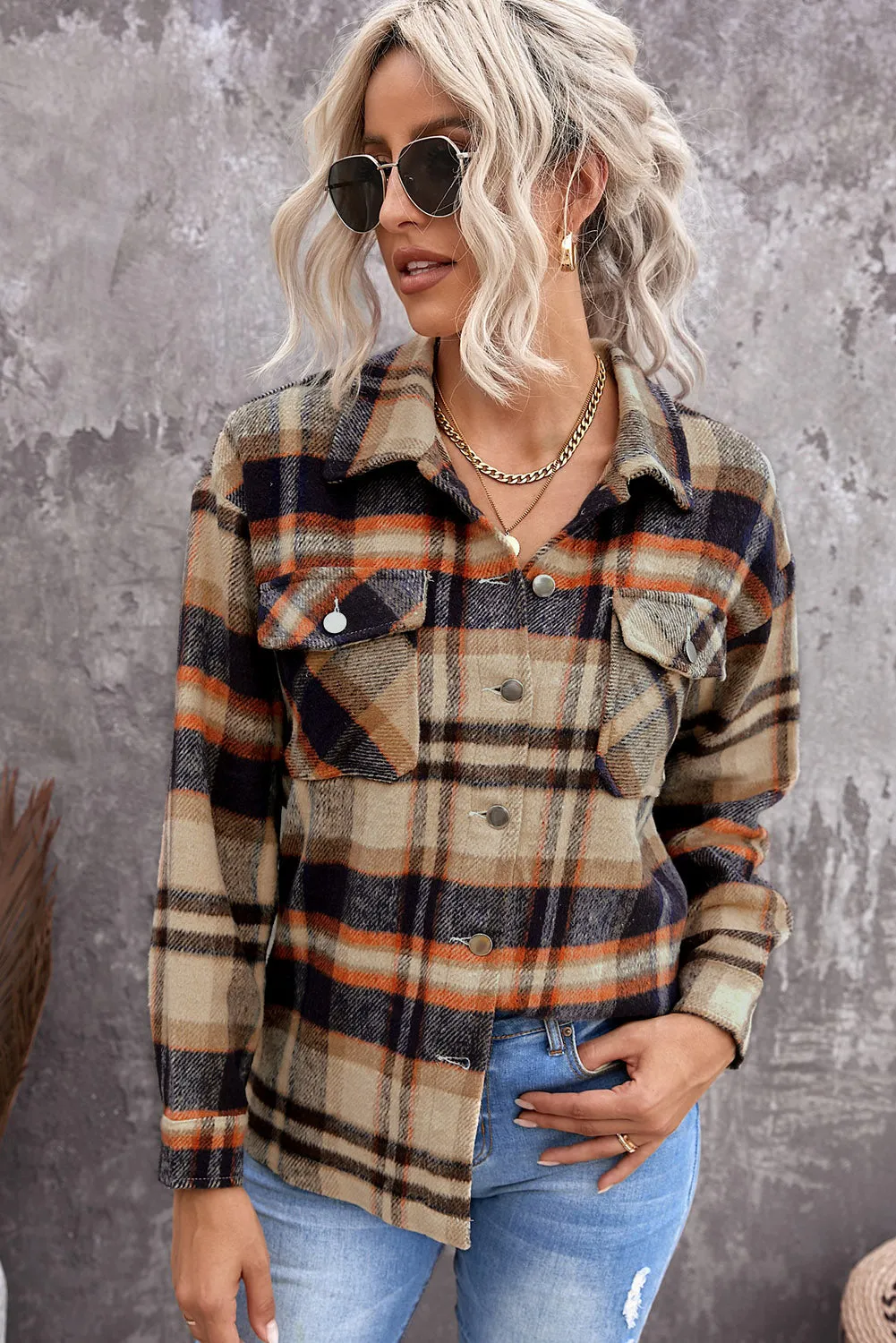 Geometric Plaid Print Pocketed Shirt