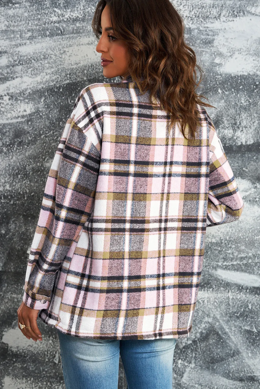 Geometric Plaid Print Pocketed Shirt