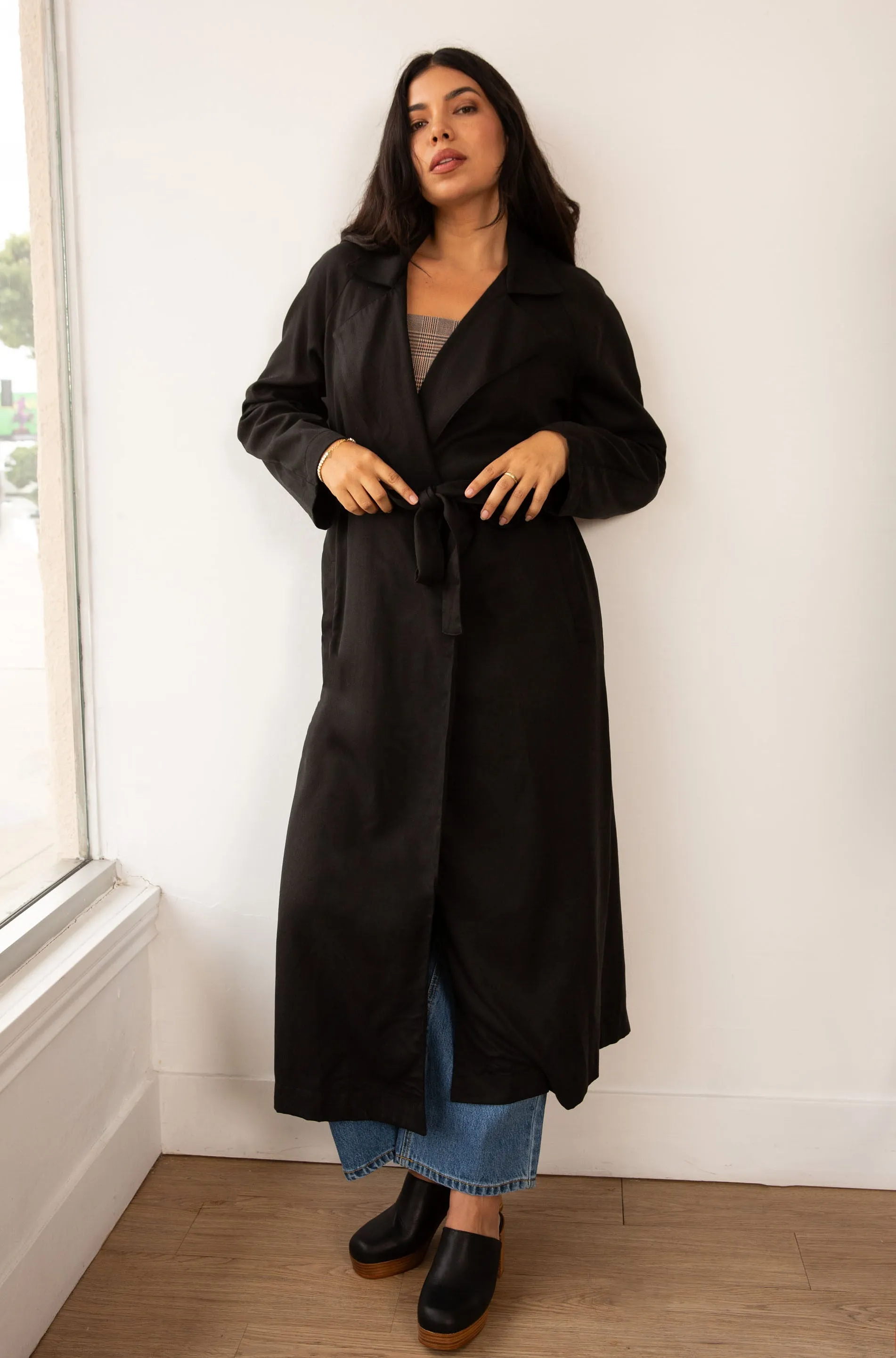 Gia Trench in Black