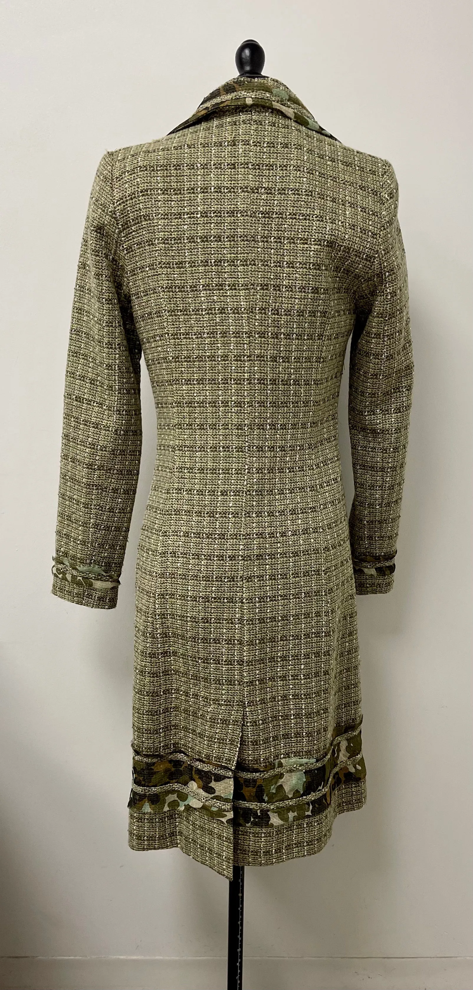 Women’s Citrine Long Sleeve Coat, Size 4